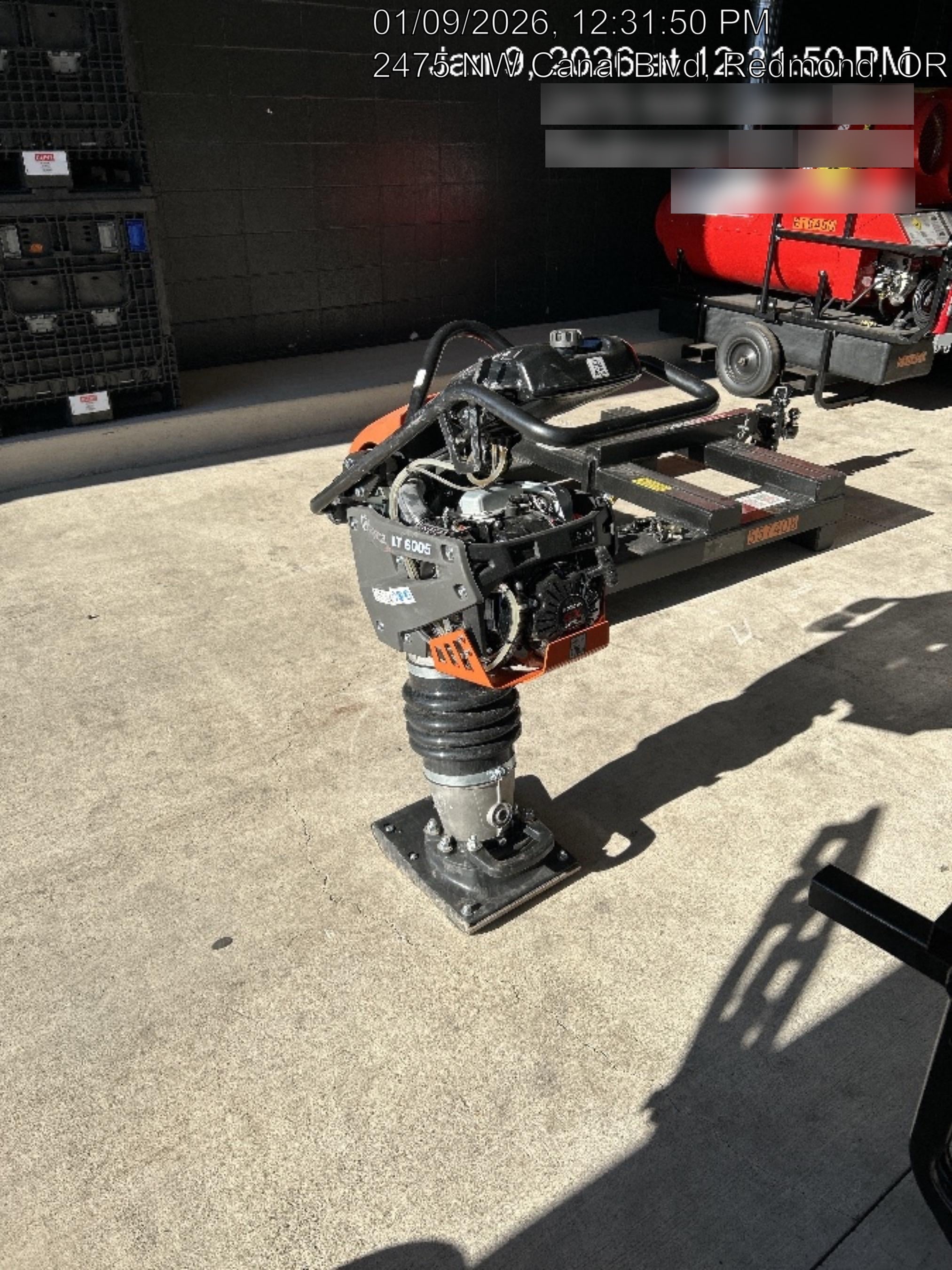 2025 HUSQVARNA LT6005