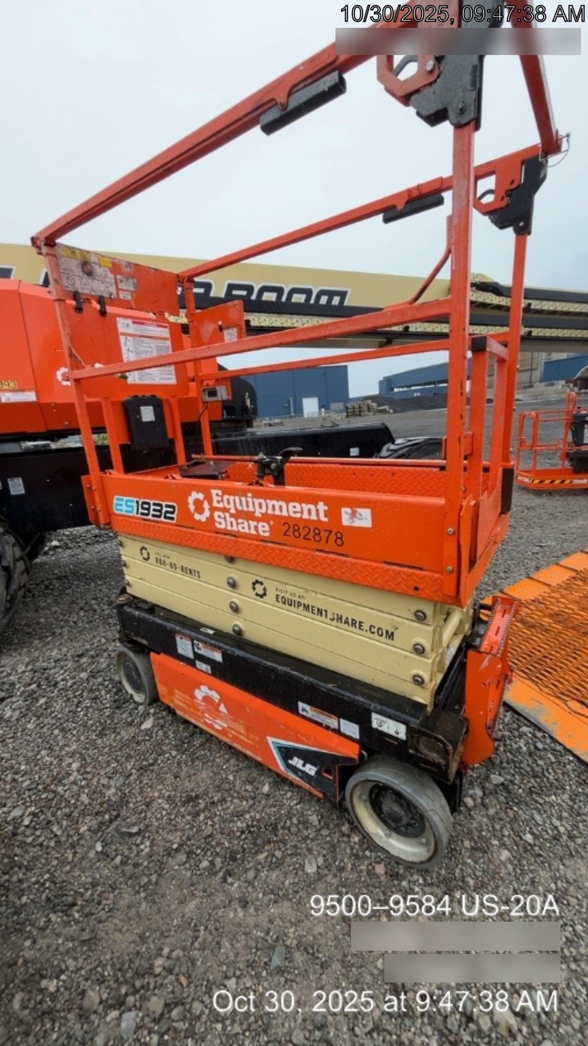 2022 JLG ES1932