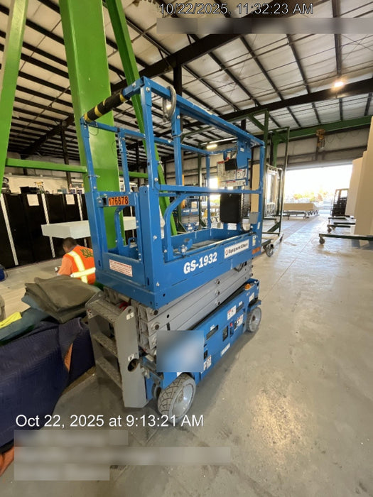 2021 GENIE GS-1932