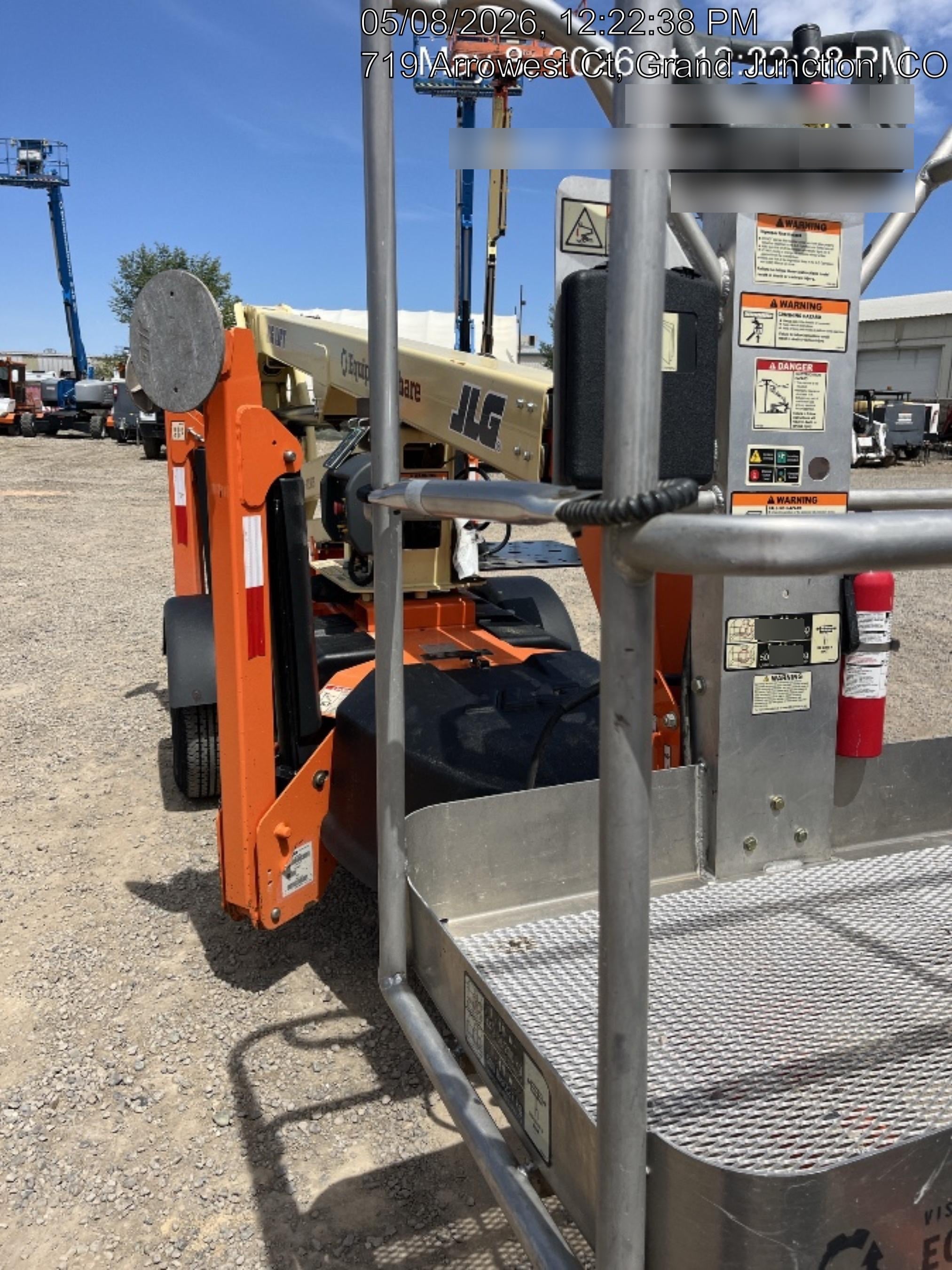 2023 JLG T350