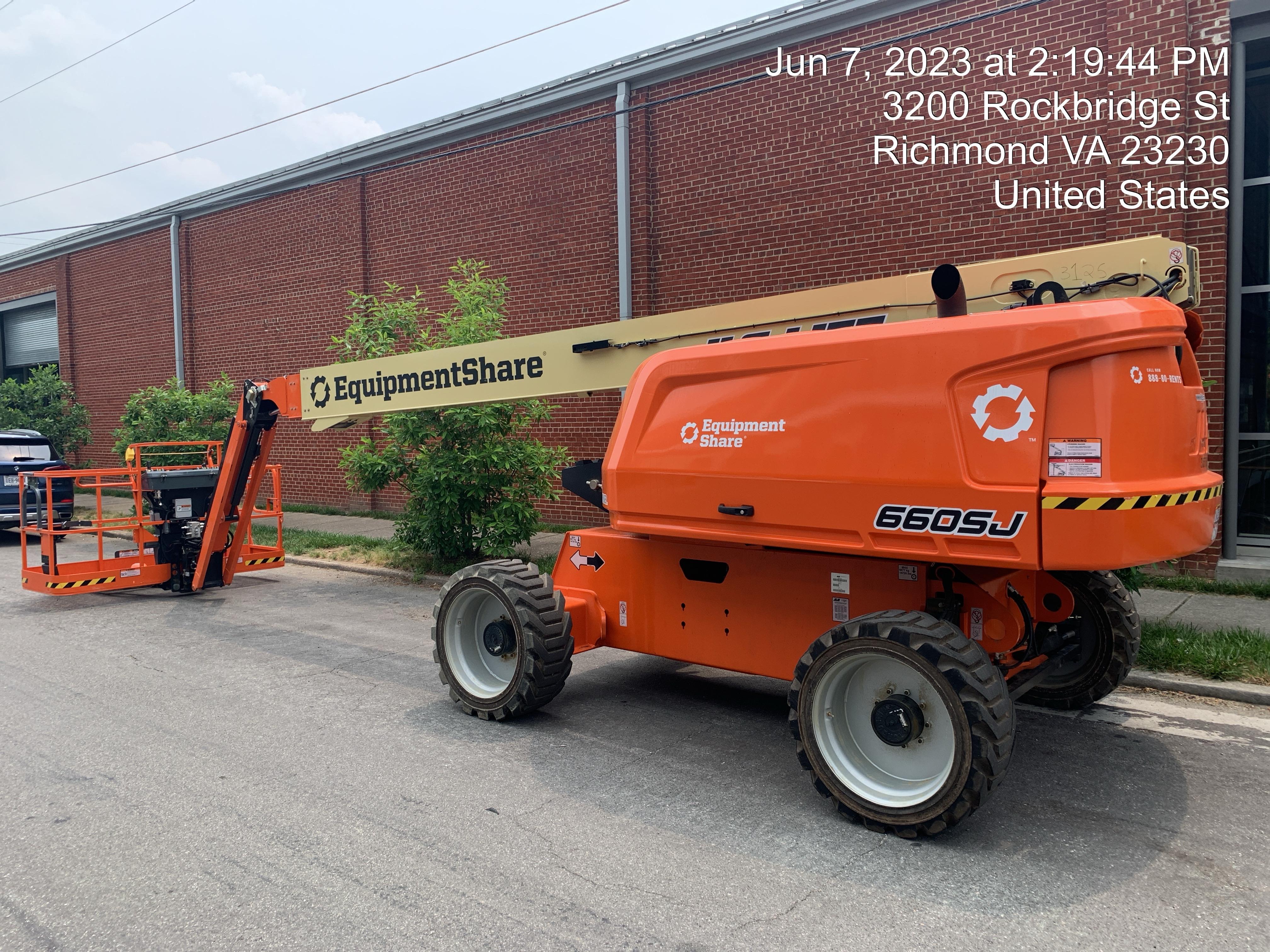 2023 JLG 660SJ
