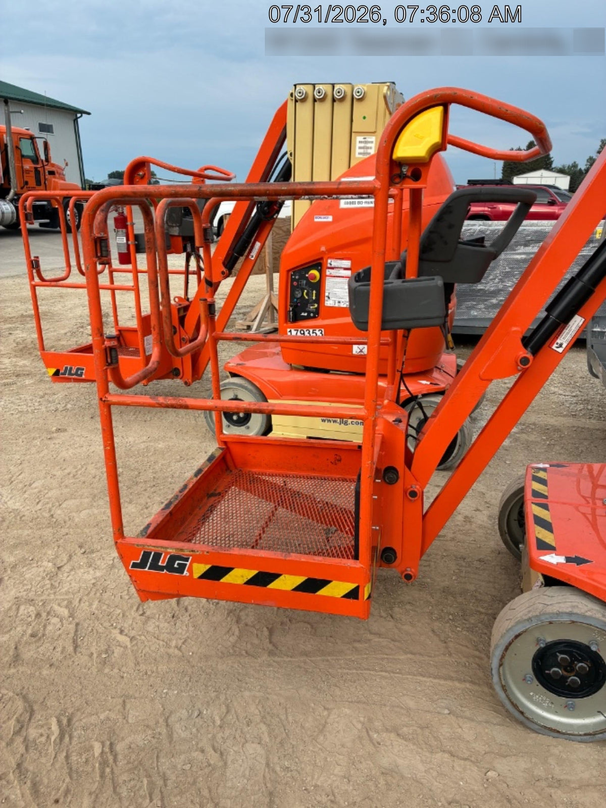 2021 JLG 26E
