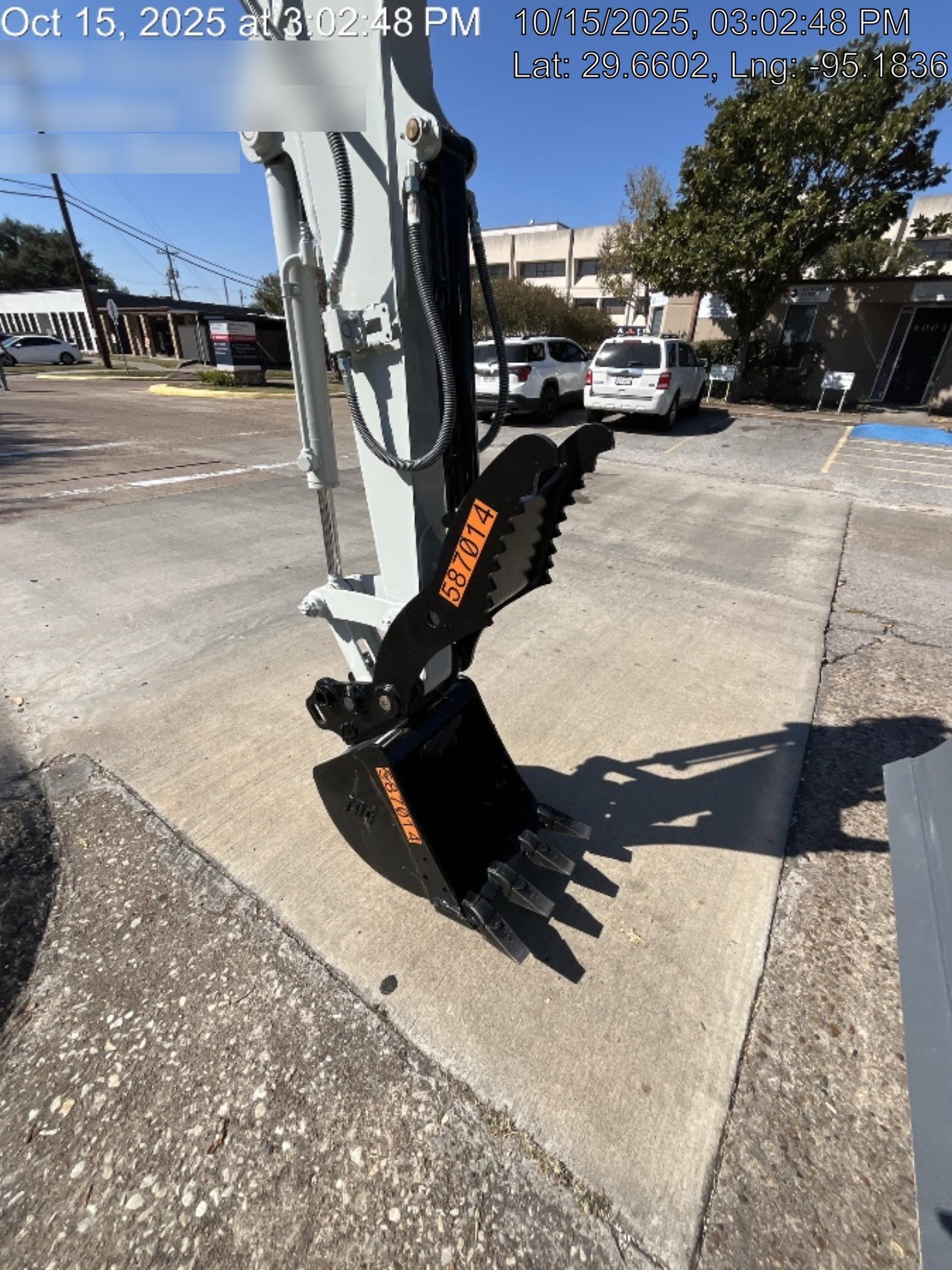 2025 TAKEUCHI 18" HD Bucket - Takeuchi