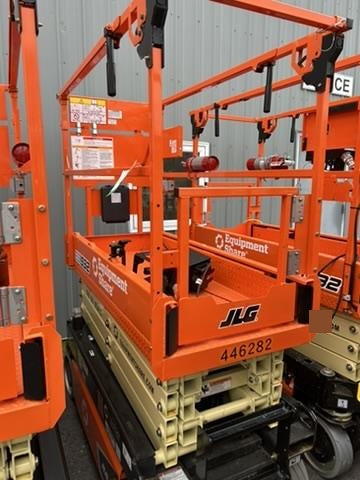 2024 JLG ES1932