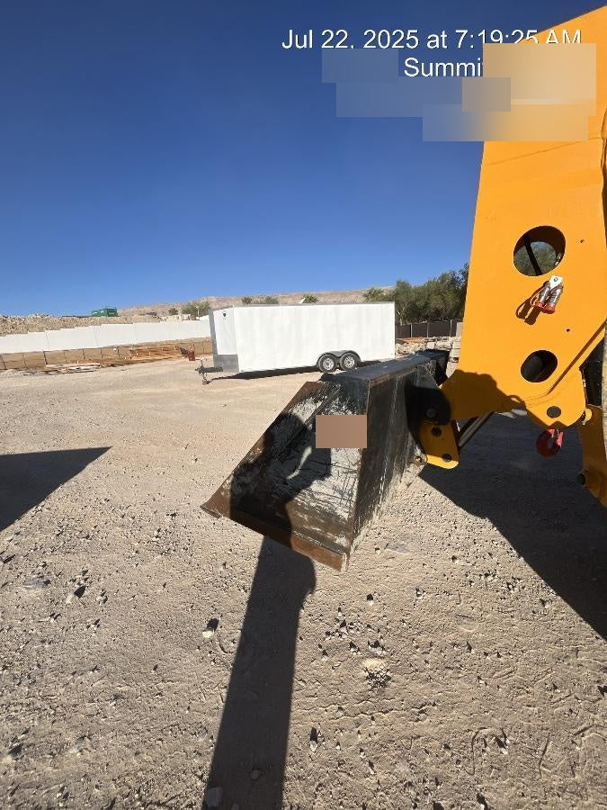 2019 ARROW MATERIAL HANDLING Telehandler Bucket Pin-On