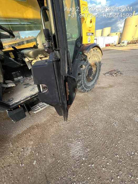 2020 JCB 506-36 Cab/Heat/Air, 74 HP, Solid Tires, STD Worklight, Beacon, Aux Hydraulics, Lifting Eye, Back up Alarm w/48" Carriage/48" Forks