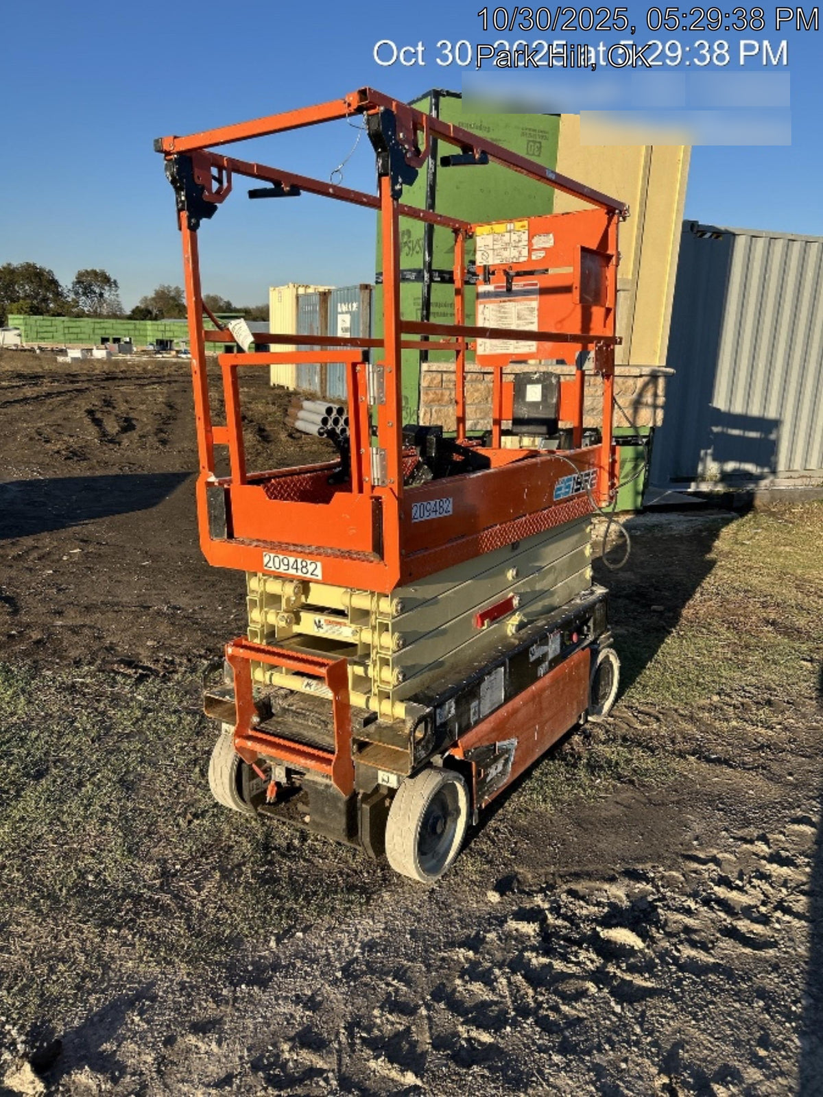 2022 JLG ES1932