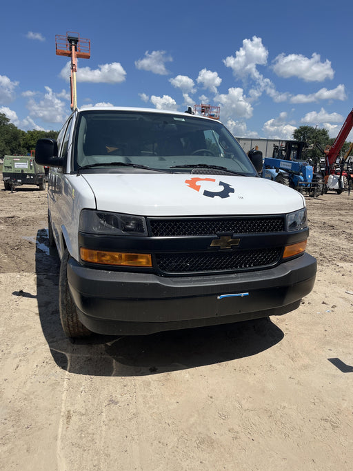 2025 CHEVROLET Express Van - Rental