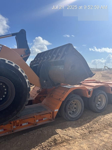 2023 CASE 821G