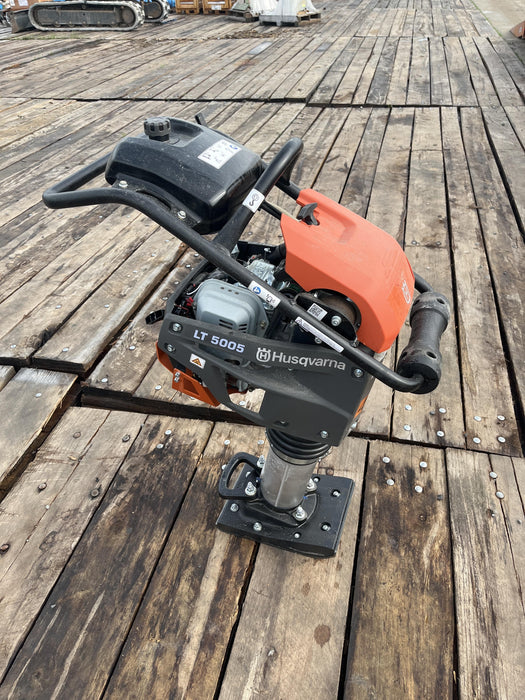 2024 HUSQVARNA LT5005