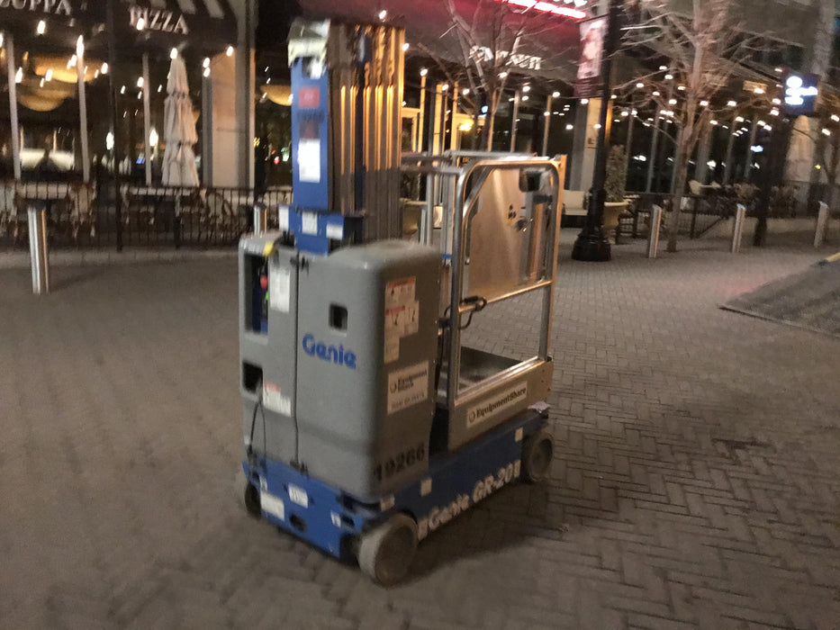 2018 GENIE GR-20