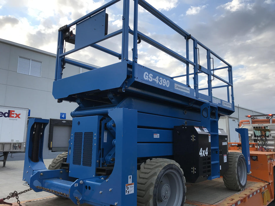 2020 GENIE GS-4390 RT
