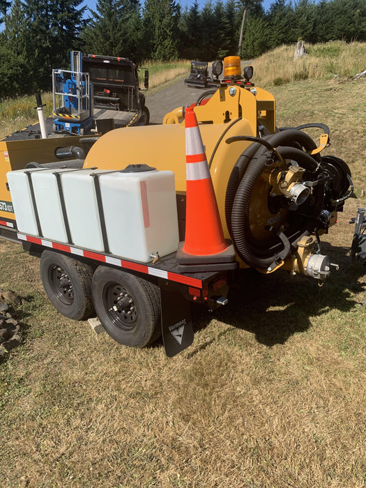 2022 VAC-TRON LP573XDT