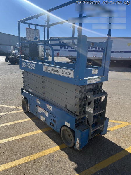 2018 GENIE GS-3232