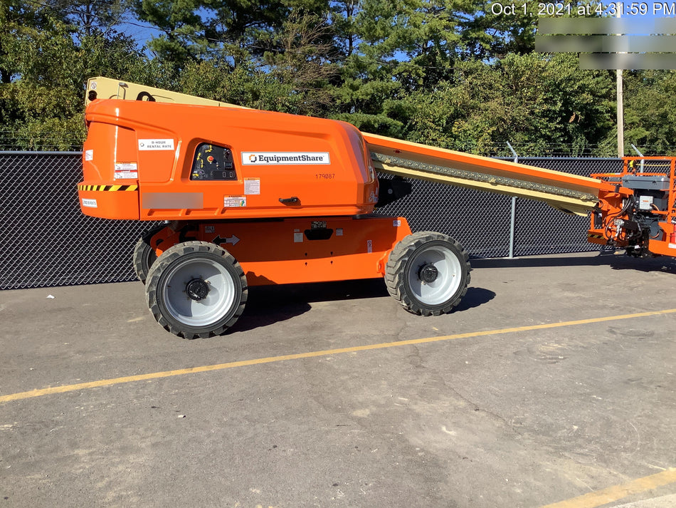 2021 JLG 600S