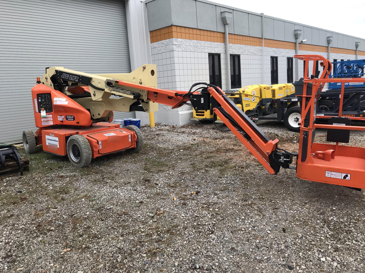 2019 JLG E400AJPN