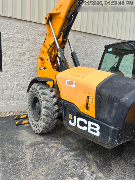 2019 JCB 510-56 74 HP w/CAB/HVAC, Beacon, Worklights, Aux Hydraulics, Solid Tires 72" Carriage/60" Forks