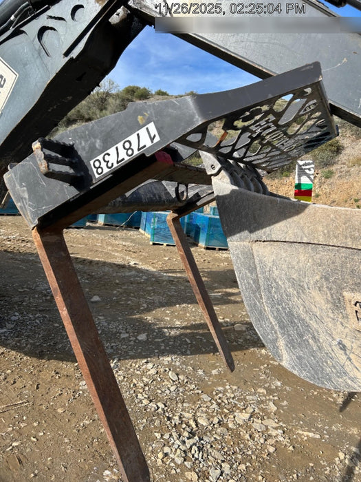 2021 PALADIN 48" Pallet Forks - Paladin