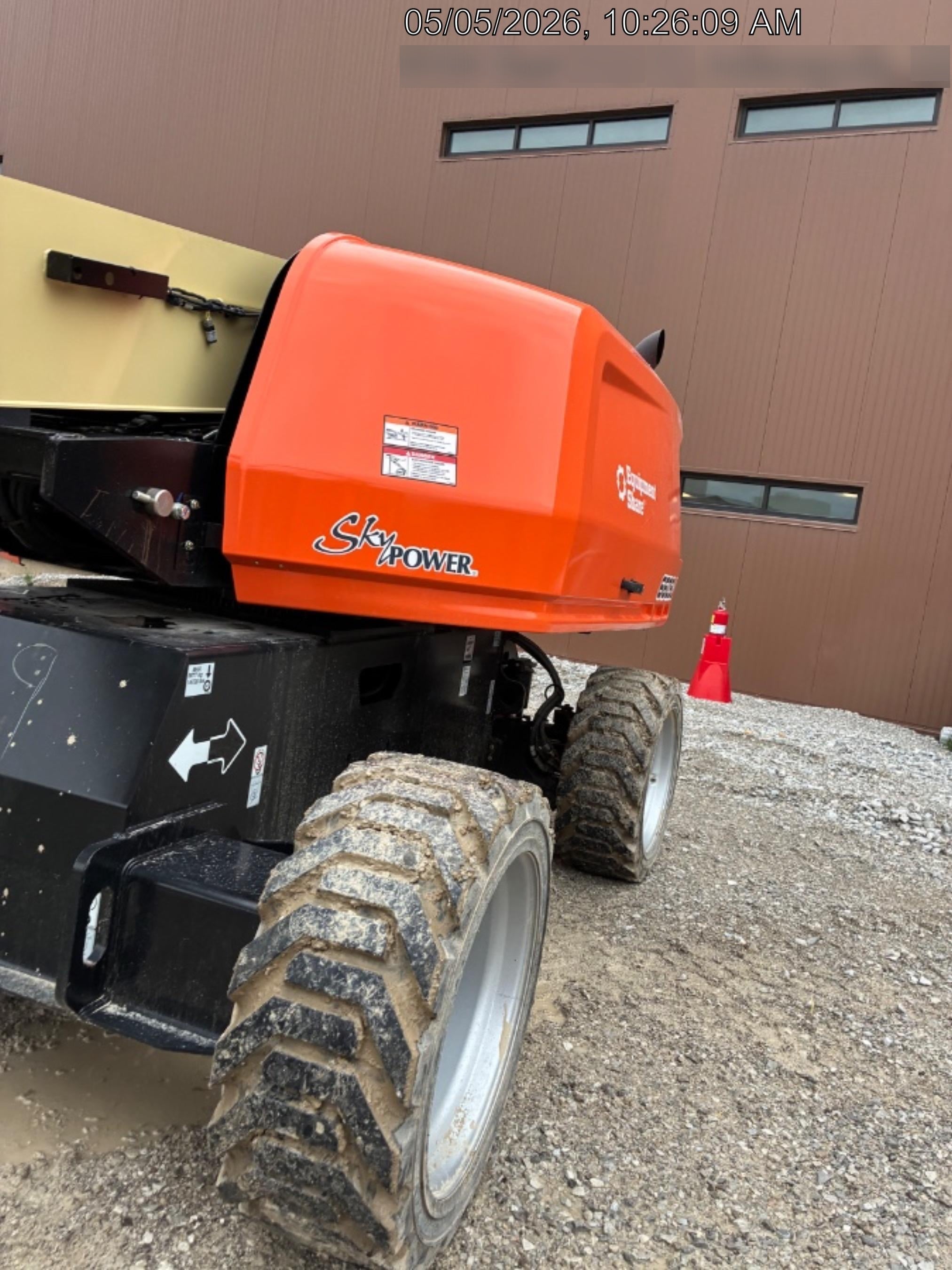 2025 JLG 660SJ