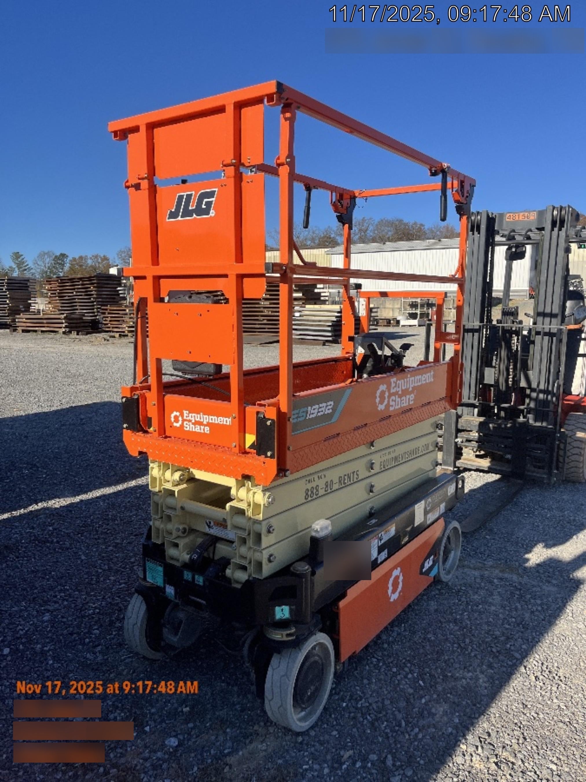 2025 JLG ES1932