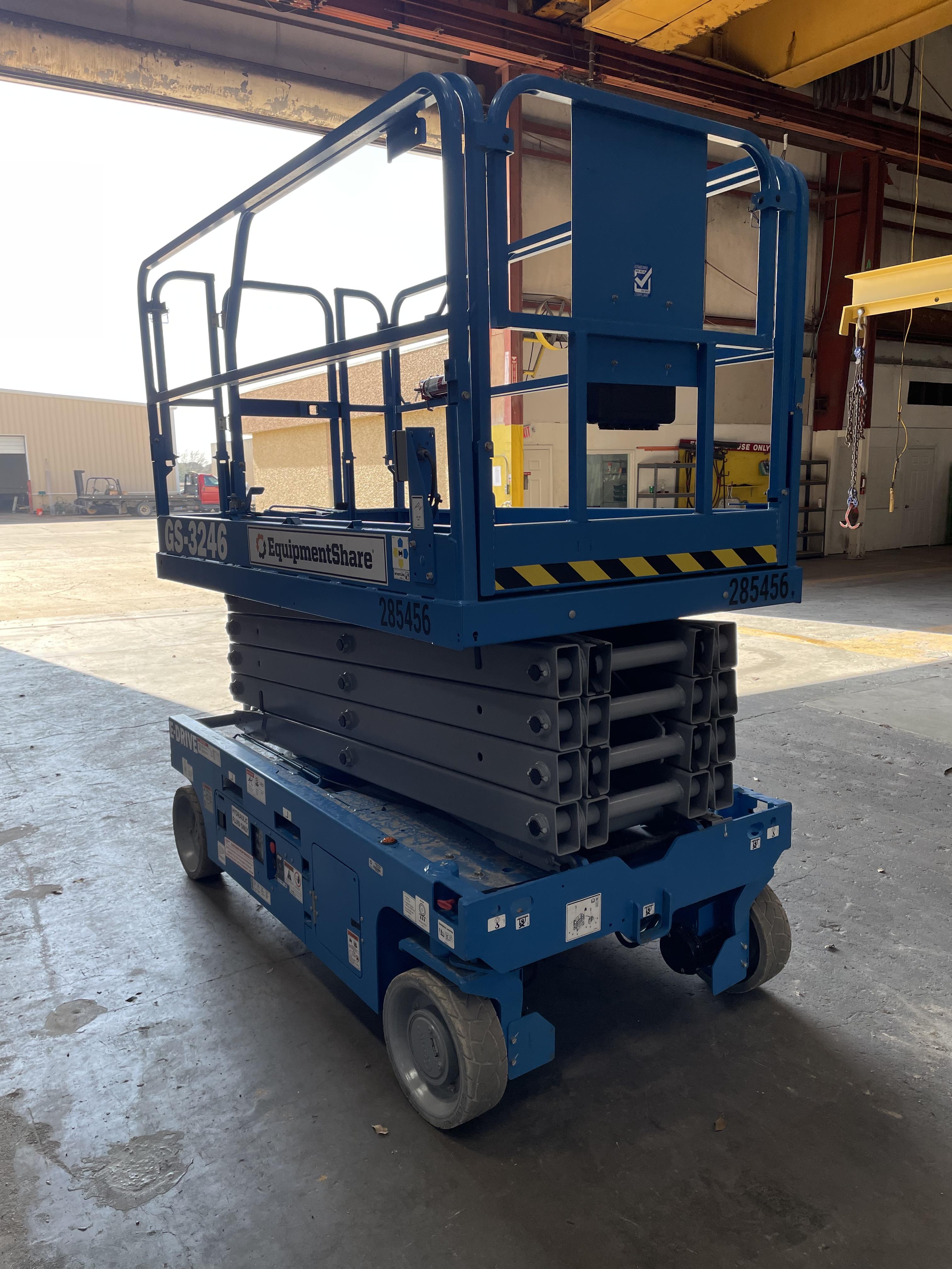 2022 GENIE GS-3246