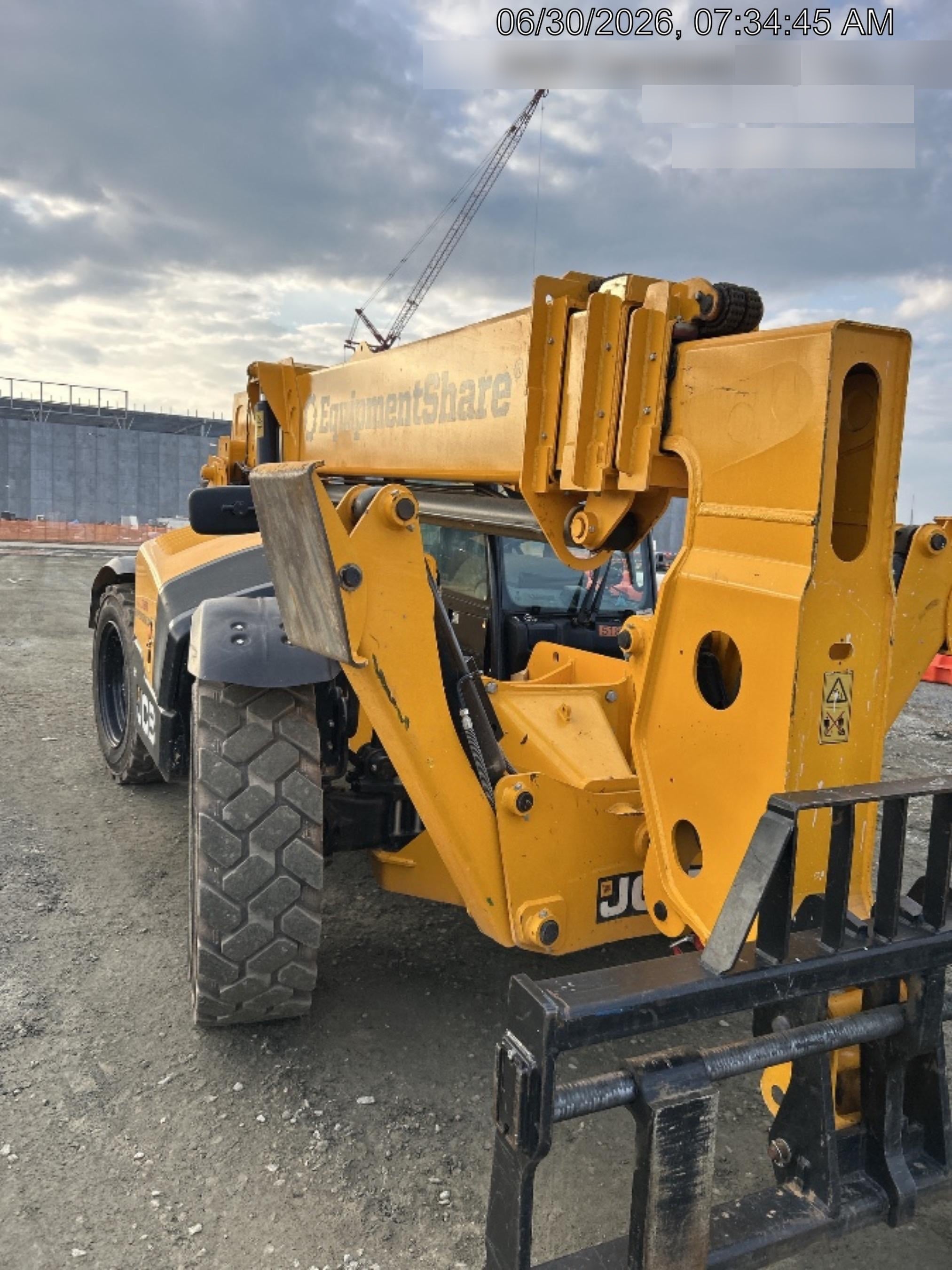 2025 JCB 510-56