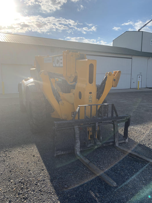 2020 JCB 510-56