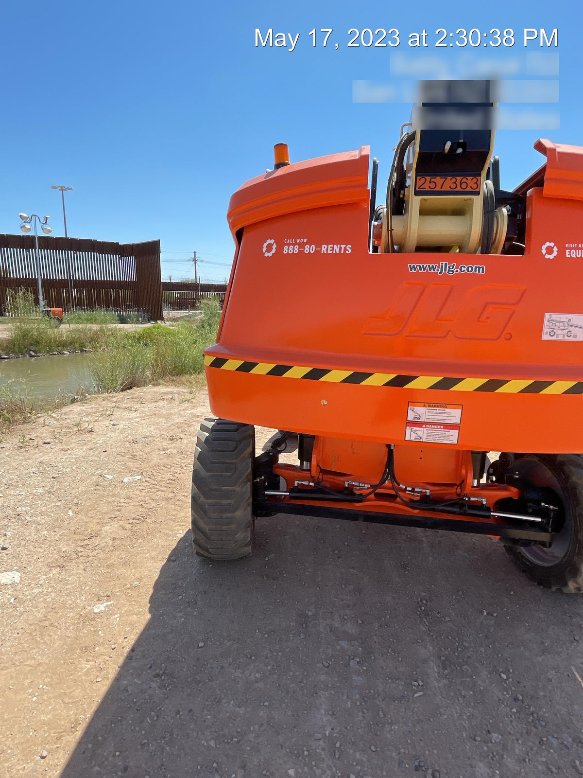 2022 JLG 660SJ