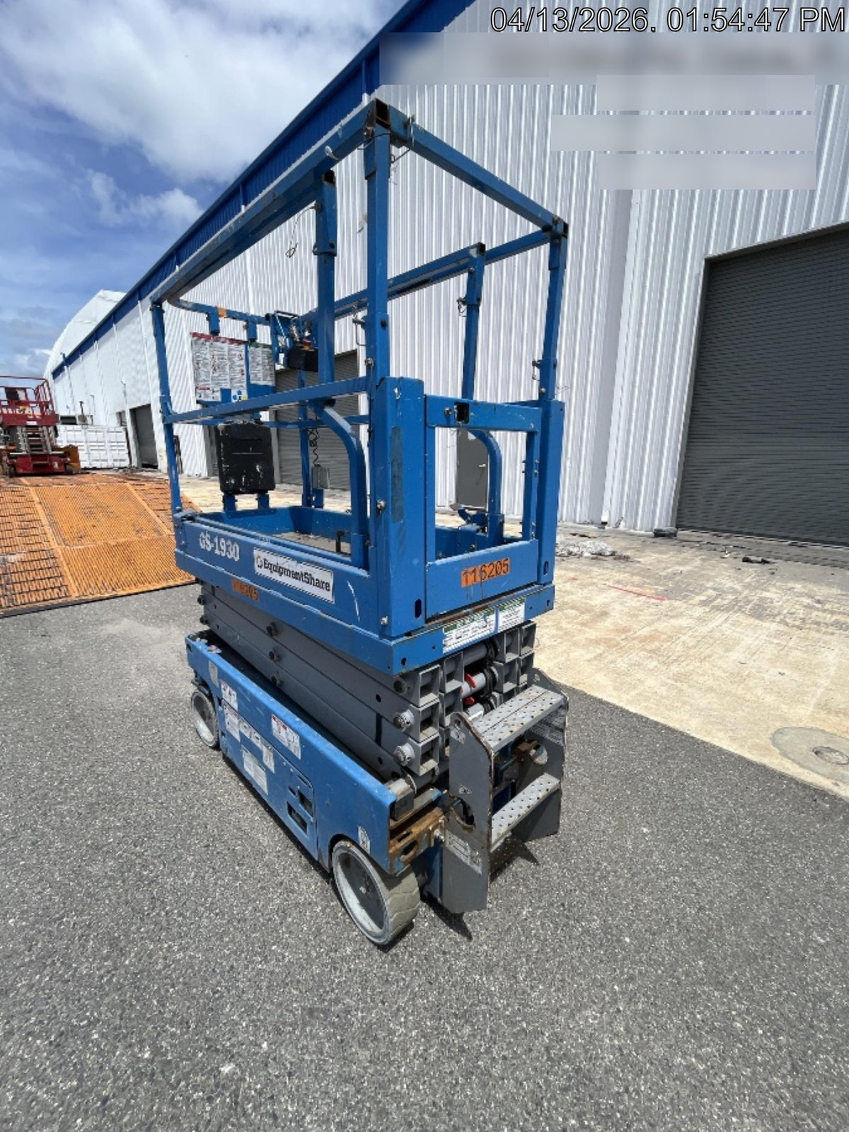 2020 Genie GS-1930 Solid Non Marking Tires, Beacon, Folding rails with half height swing gate