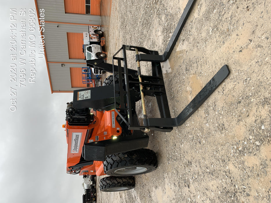 2020 Skytrak 10054 74 Hp, Cab/Heat/Air, FF Tires, Work Lights, Beacon, Aux Hydraulics, Back up Alarm, Lifting Eye, ES Decals