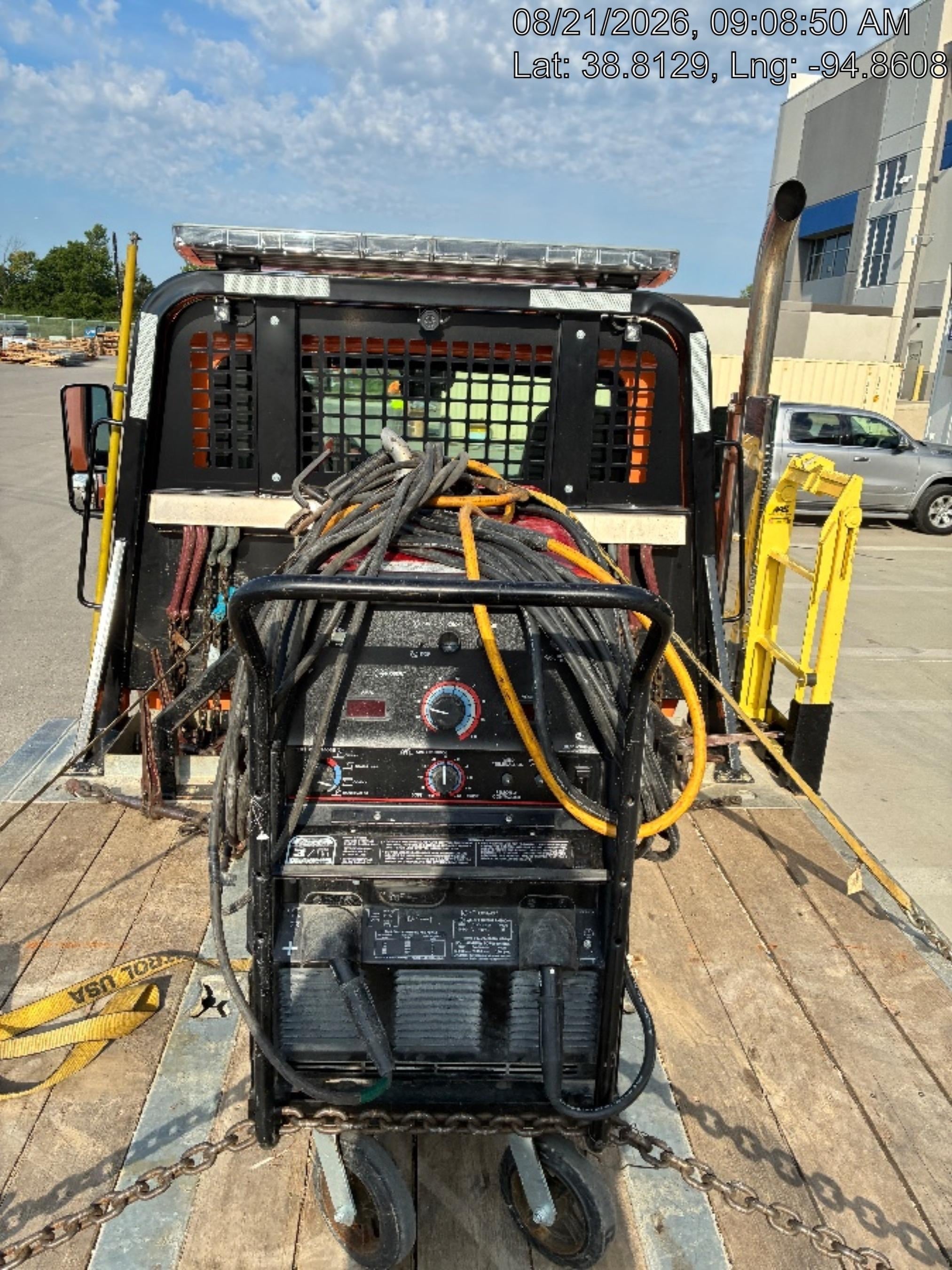 2025 LINCOLN ELECTRIC Ranger 305 LPG
