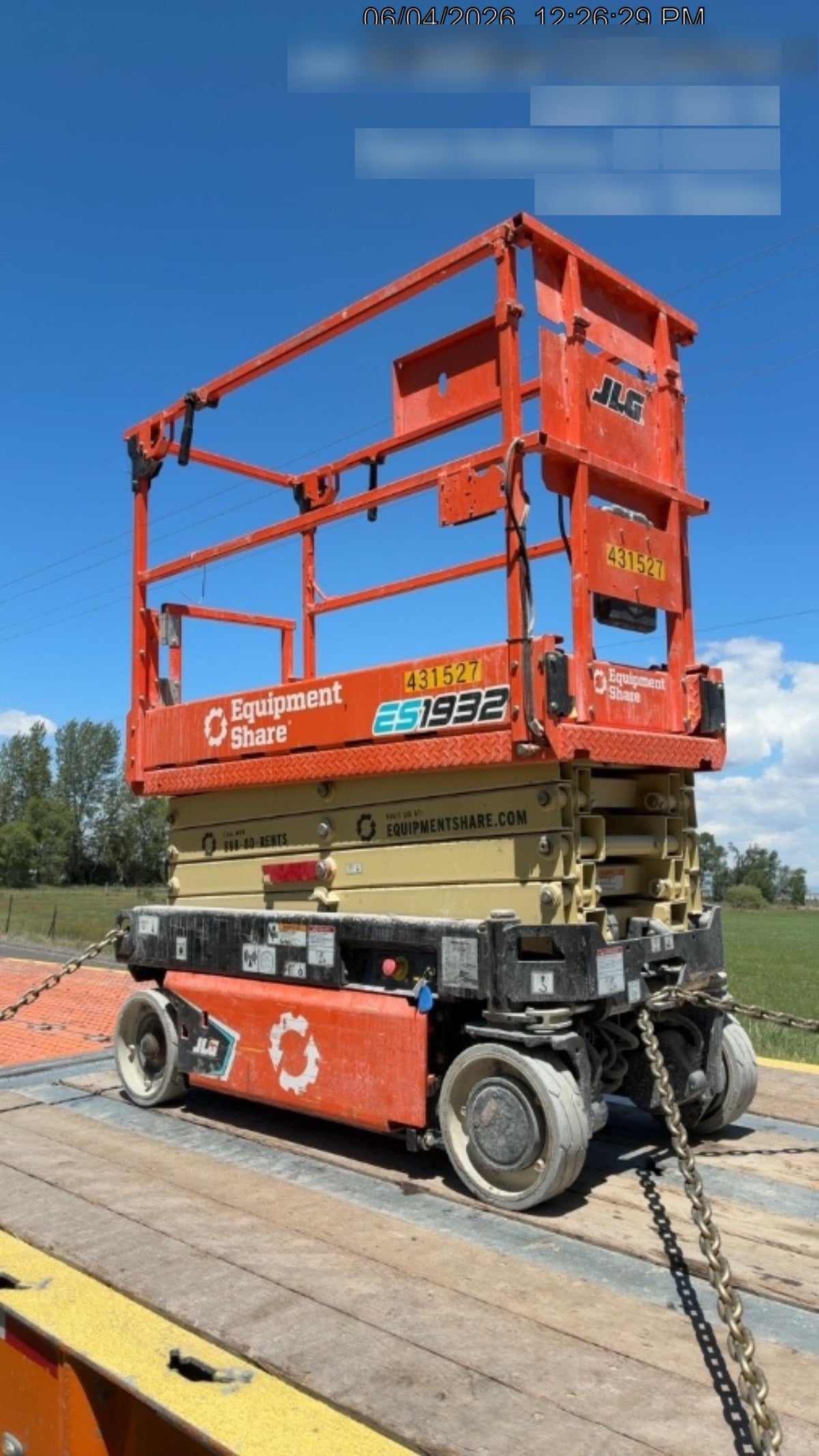 2024 JLG ES1932