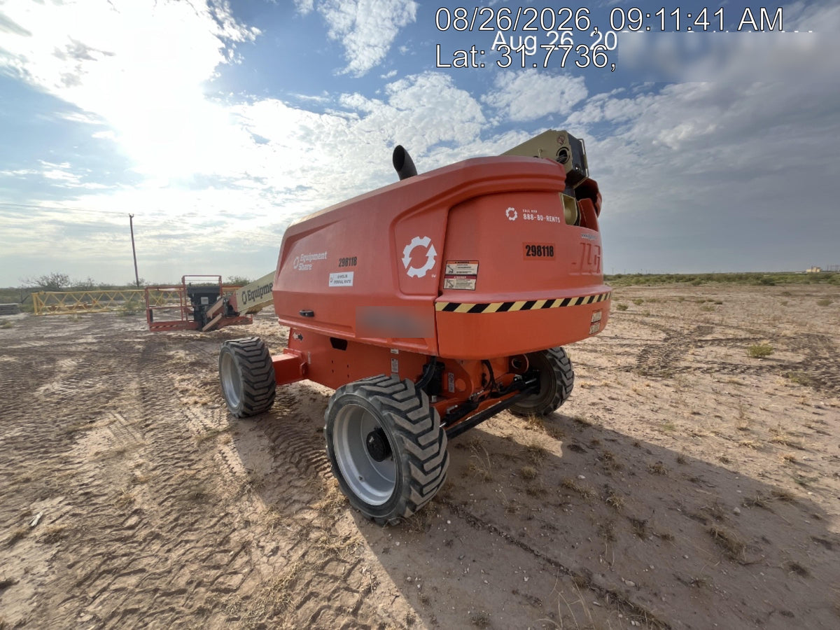 2023 JLG 660SJ