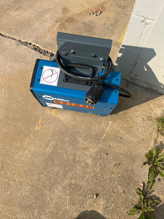 2025 MILLER ELECTRIC CST-282