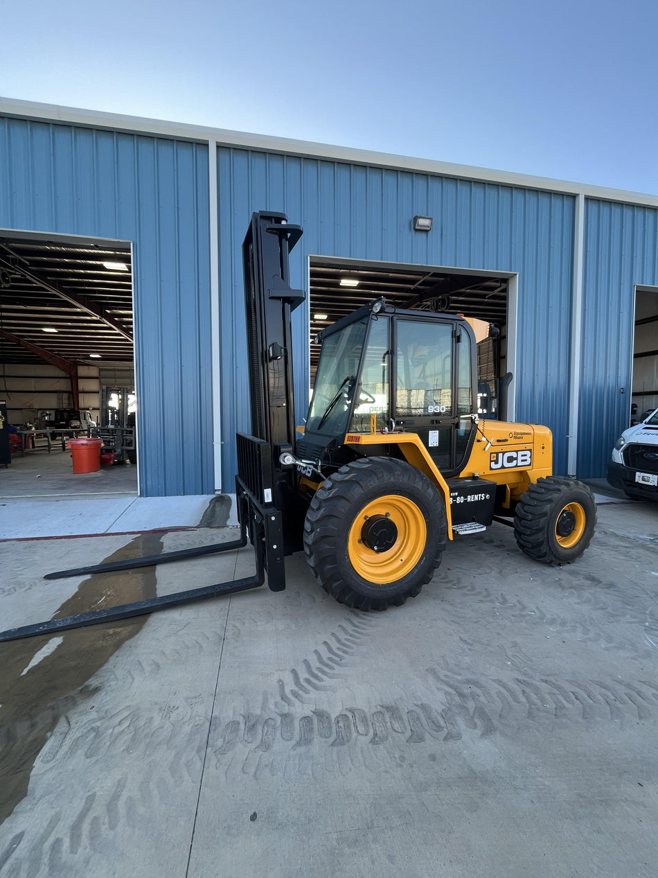 2025 JCB 930-4