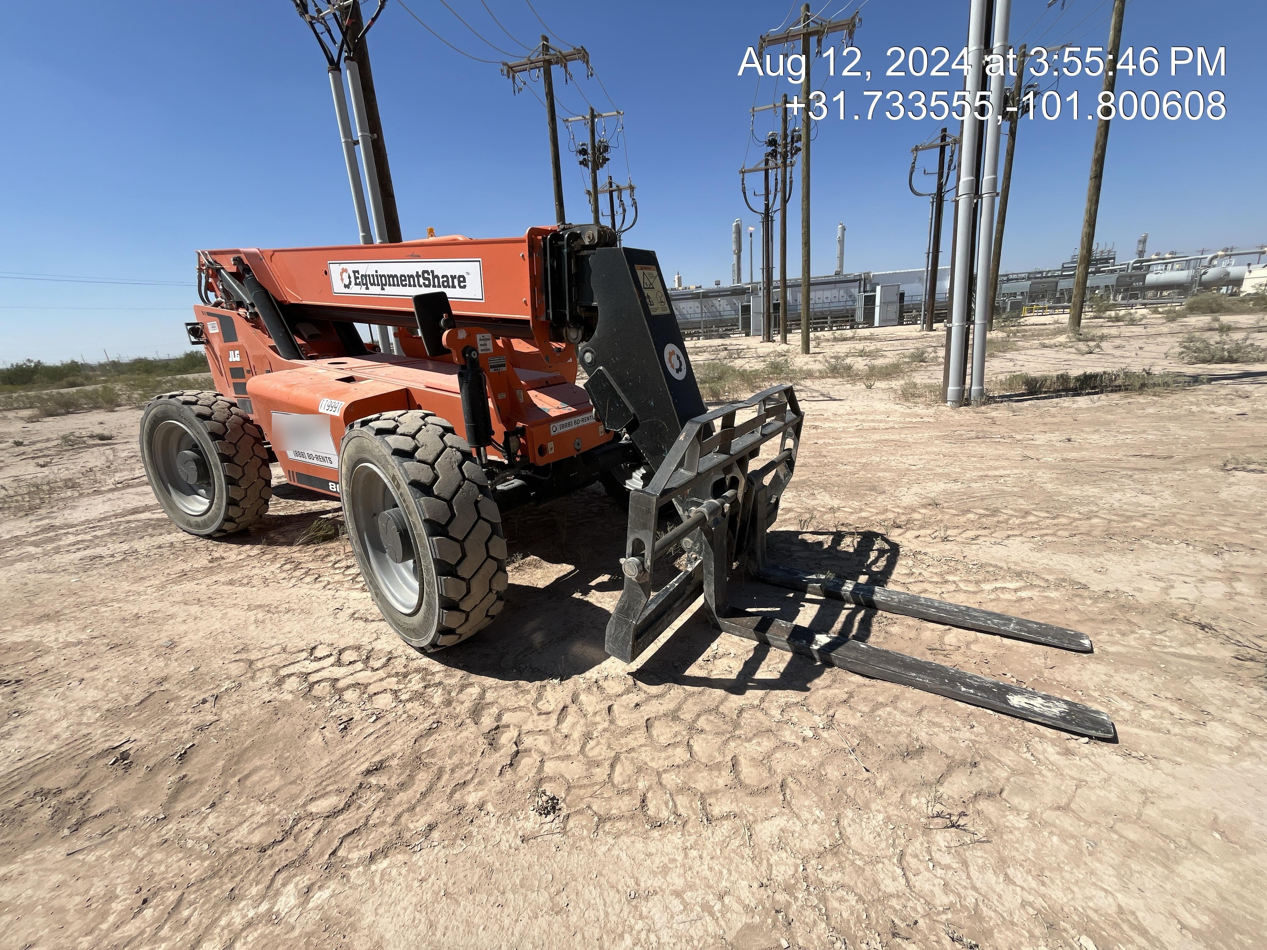 2021 SKYTRAK 8042