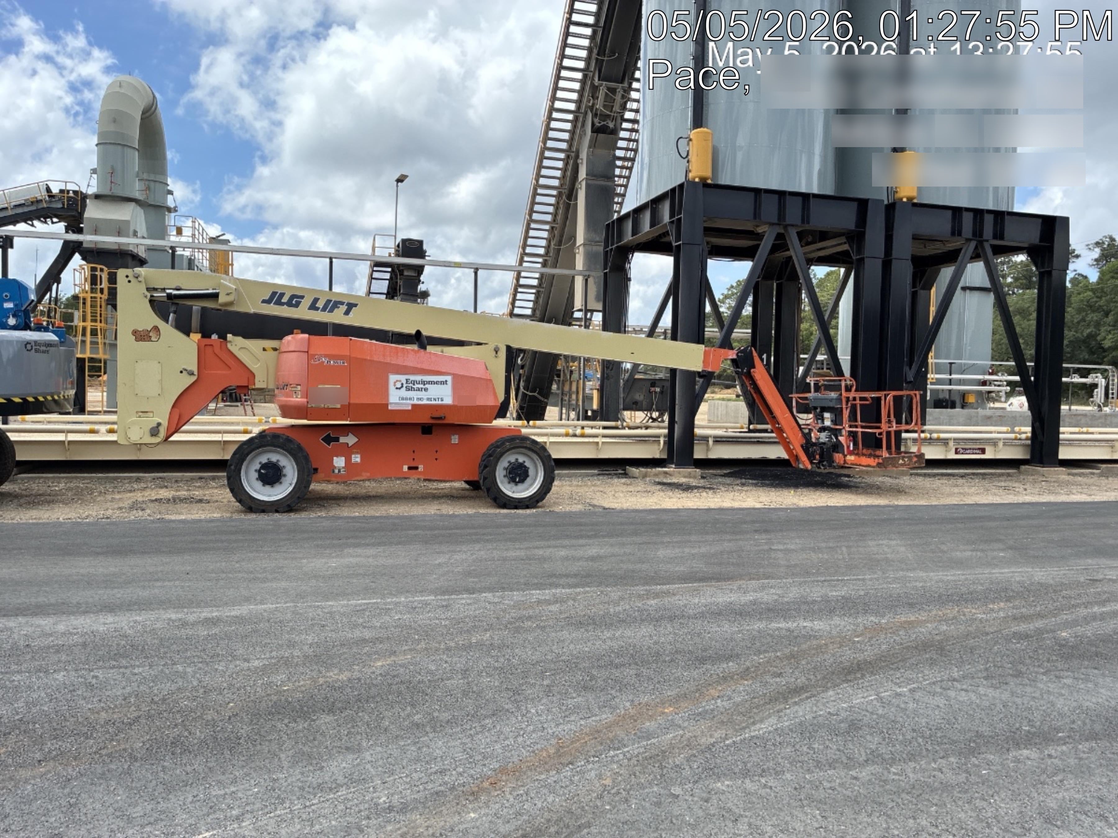 2019 JLG 800AJ