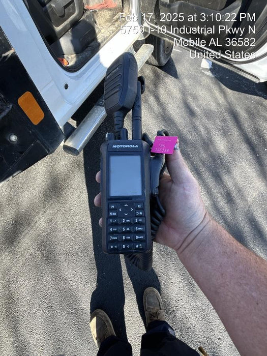 2023 MOTOROLA R7 DISPLAY