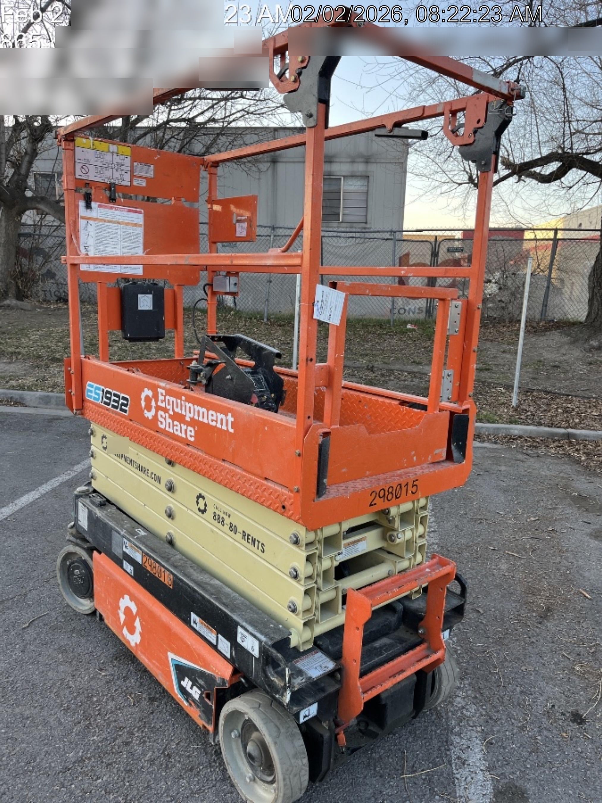 2023 JLG ES1932