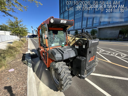 2025 JLG 519