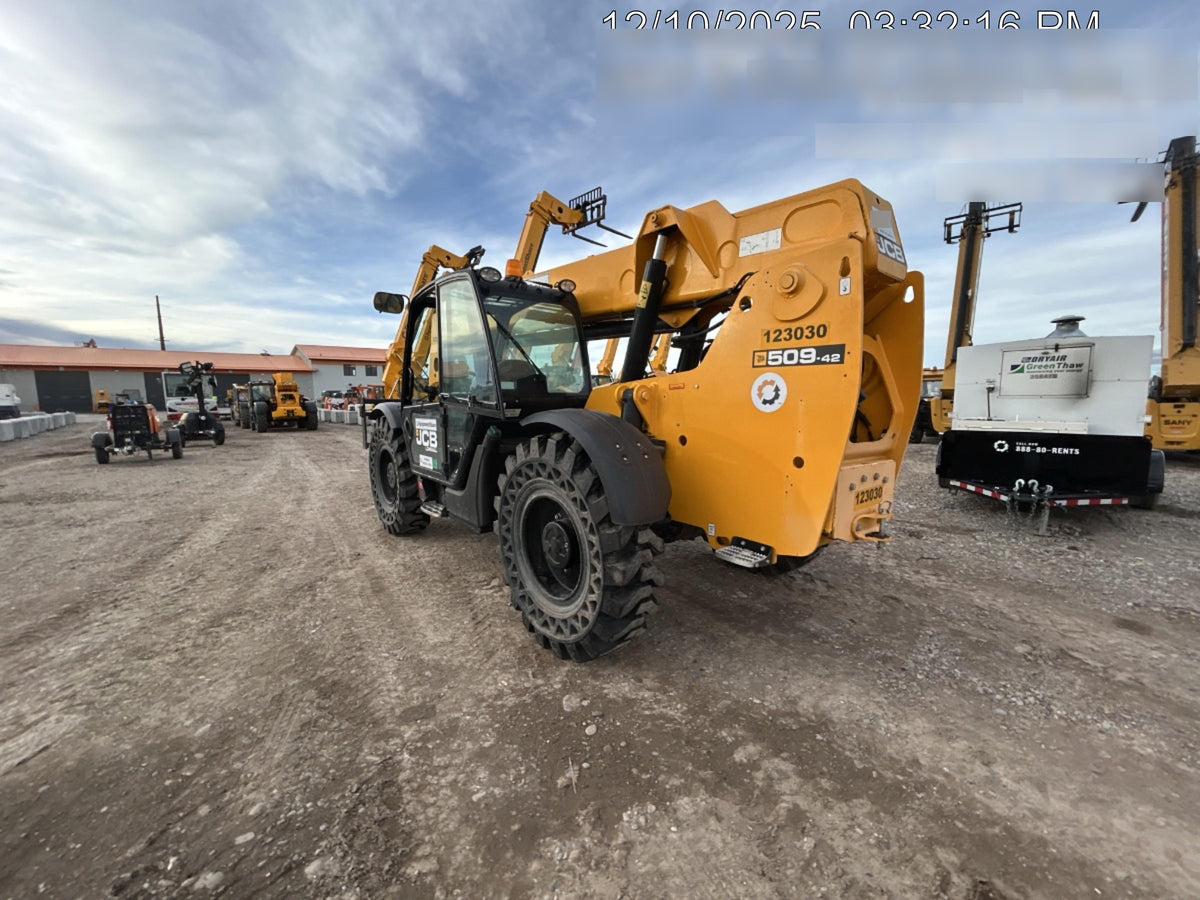 2021 JCB 509-42