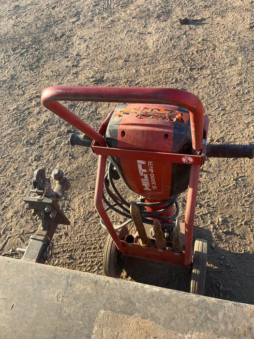 2020 HILTI TE 3000-AVR