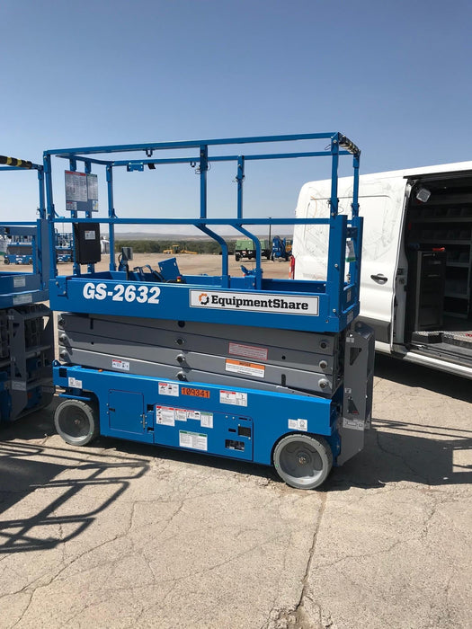 2020 Genie GS-2632 Solid NM Tires, Folding Rails with Half-Height Swing Gate, Beacon