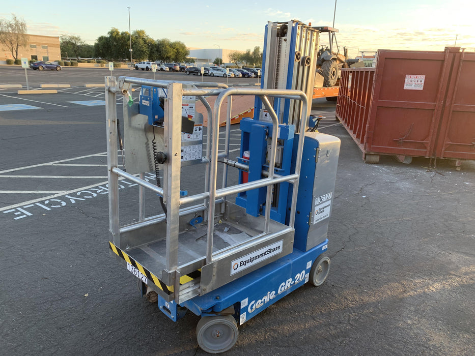 2021 GENIE GR-20