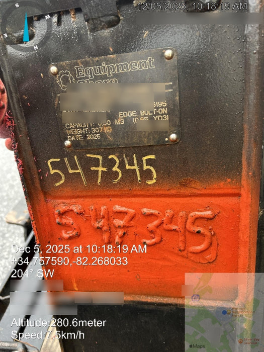 2025 EQUIPMENTSHARE 1006195 - 66" Smooth Bucket, CTL