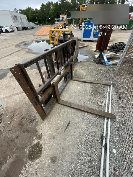 2022 ARROW MATERIAL HANDLING 48" Pallet Forks - Arrow
