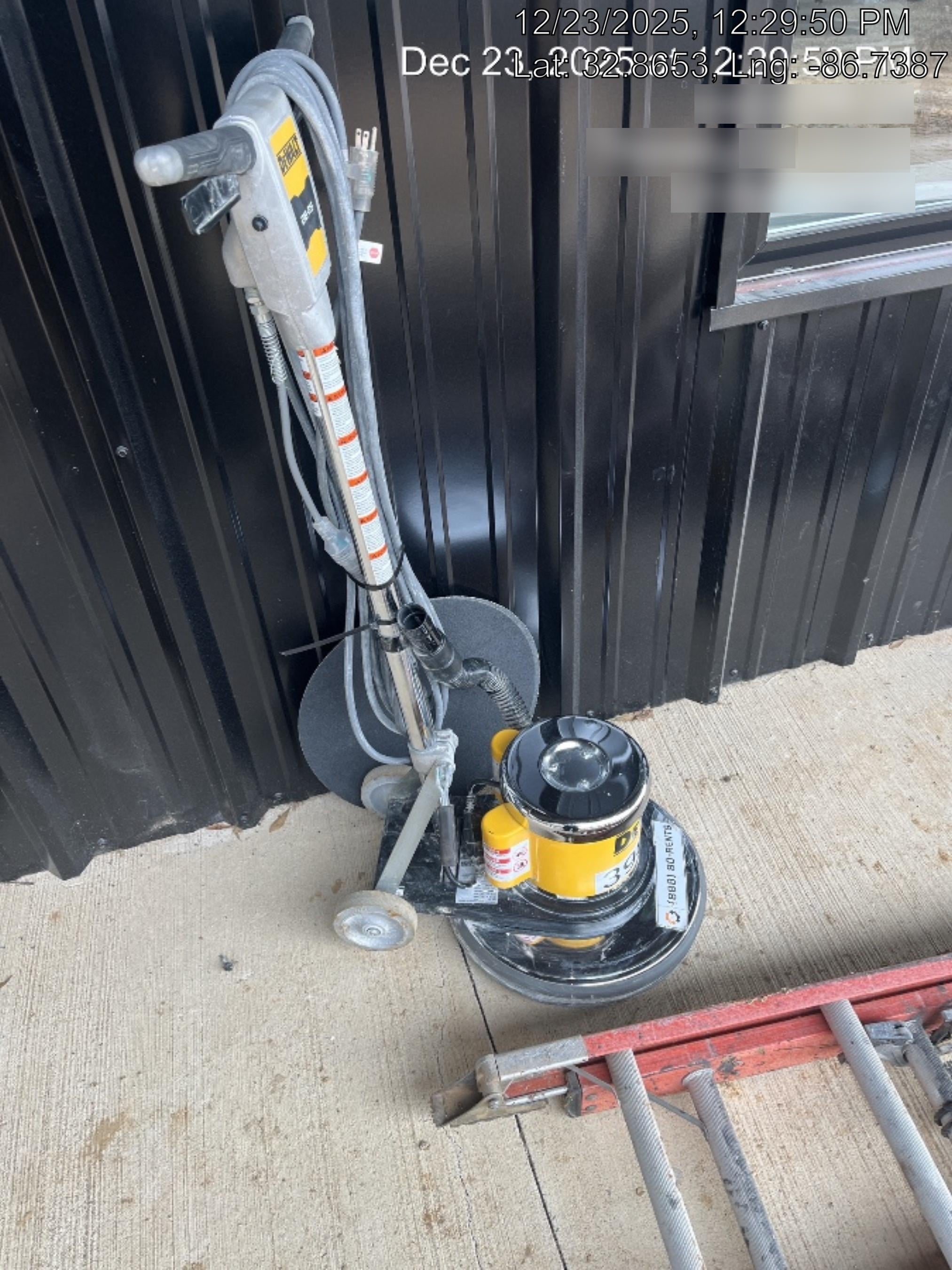2024 DEWALT 216-RS