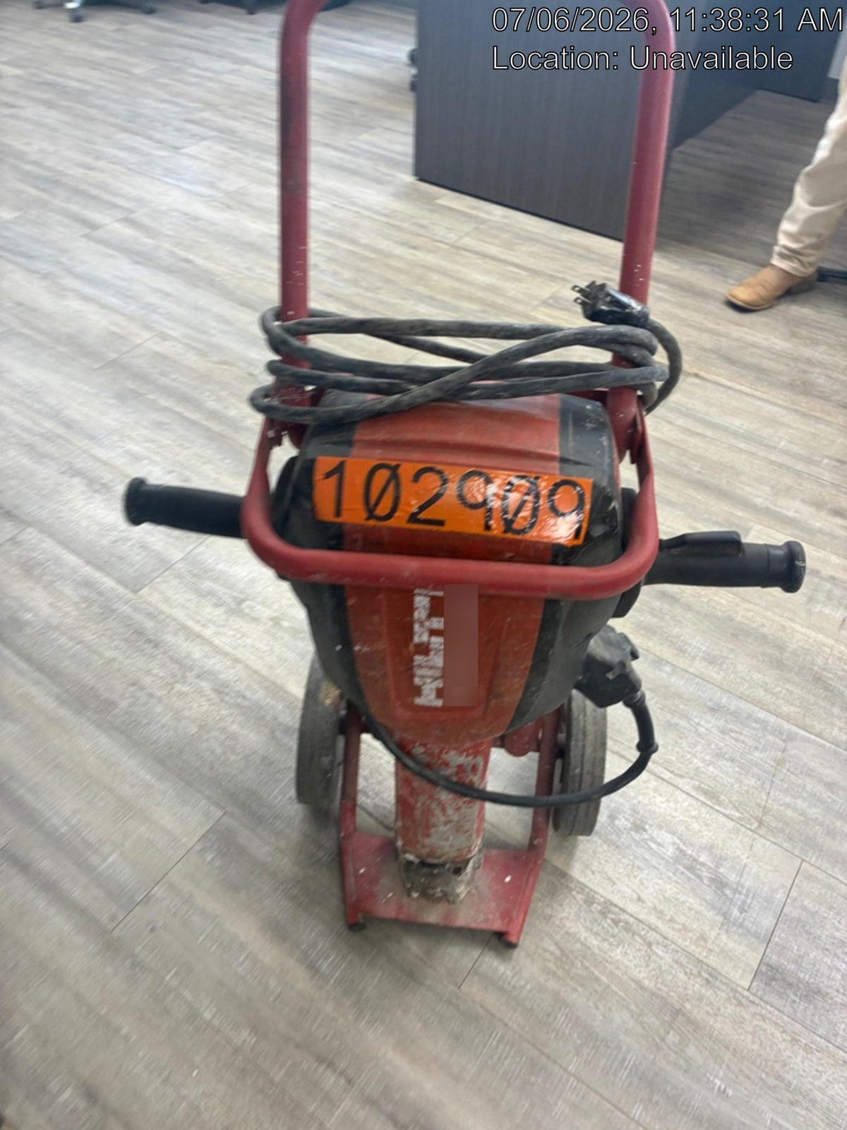 2020 HILTI TE 3000-AVR