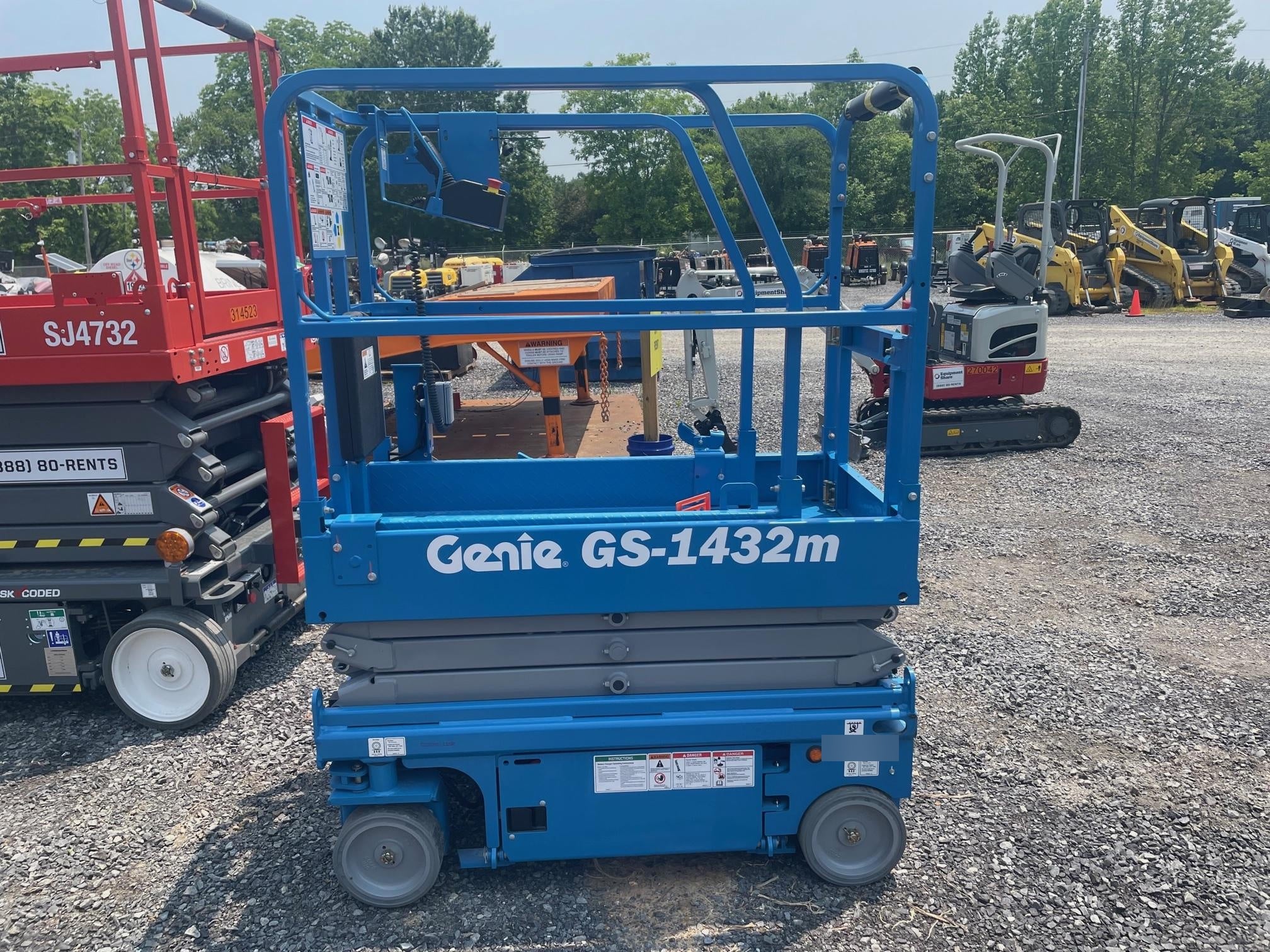 2023 GENIE GS-1432
