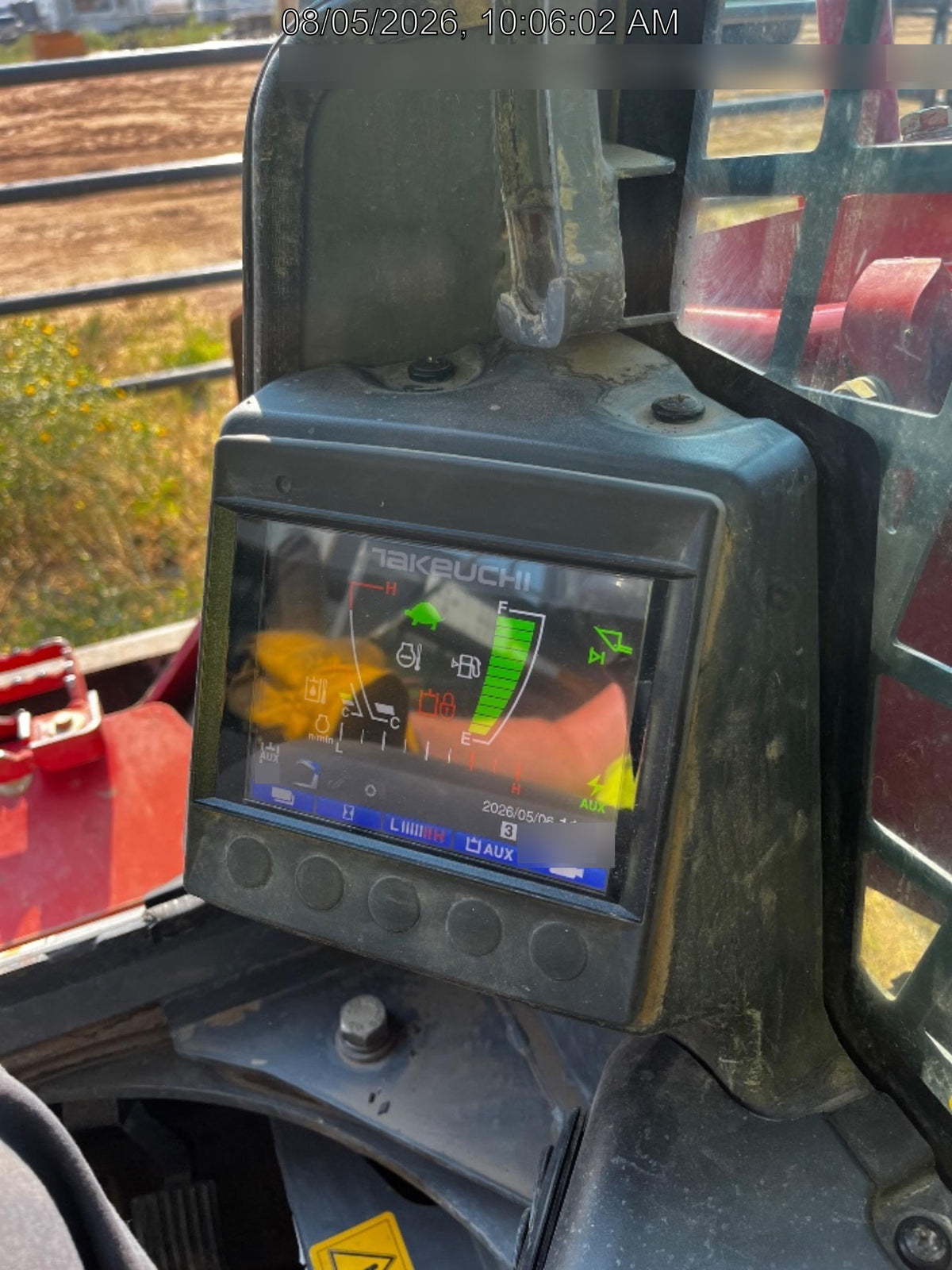 2019 Takeuchi TL10V2-CR Cab/Heat/AC, Rubber Tracks, Backup Alarm, Front & rear working Lights, Auxiliary Hydraulics, 2 Speed Travel, Engine Monitoring System, Hydraulic universal quick hitch w/76" HD dirt bucket with 8 teeth, 20.3 cubic feet capacity, 48" Pallet forks and frame